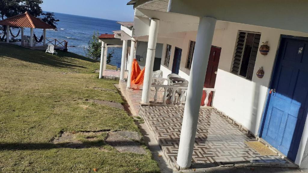 Hostal Denisse Tours Santa Catalina Dış mekan fotoğraf